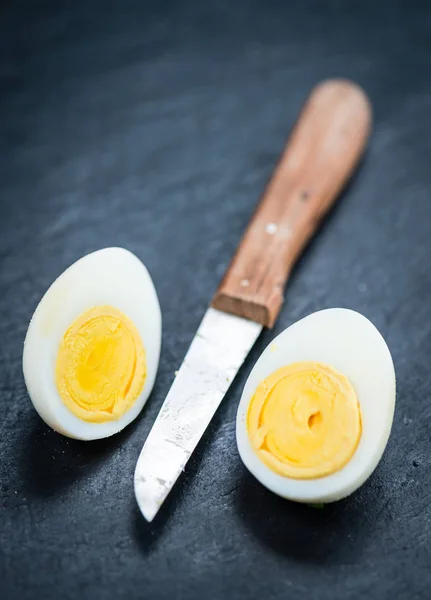 Gehalveerde ei gekookt — Stockfoto