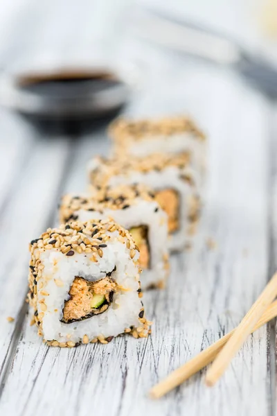 Algum Sushi feito de fresco — Fotografia de Stock