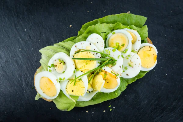 Porção de ovos cozidos — Fotografia de Stock
