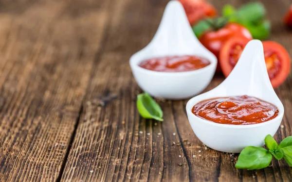 Frisch gemachtes Ketchup — Stockfoto