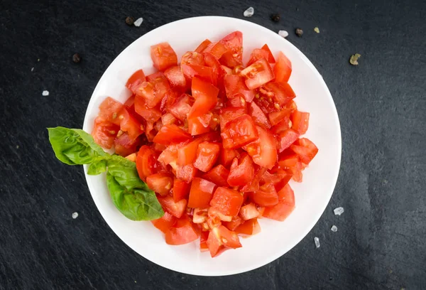 Домашние вырезанные помидоры — стоковое фото