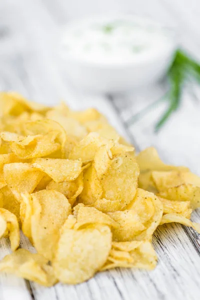 Potato Chips (zure room smaak) (selectieve aandacht) — Stockfoto
