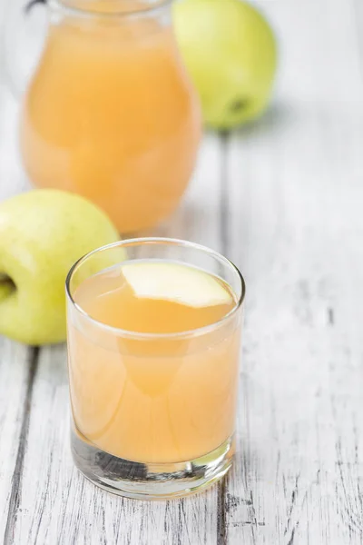 Hausgemachter Apfelsaft — Stockfoto