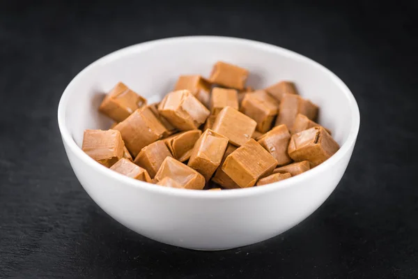 Pedaços de caramelo fresco — Fotografia de Stock