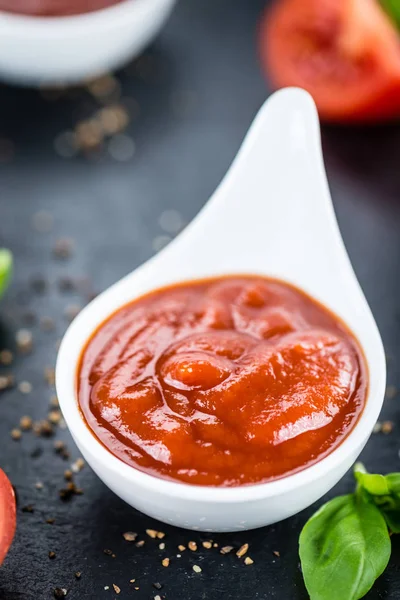 Taze domates ketçap — Stok fotoğraf