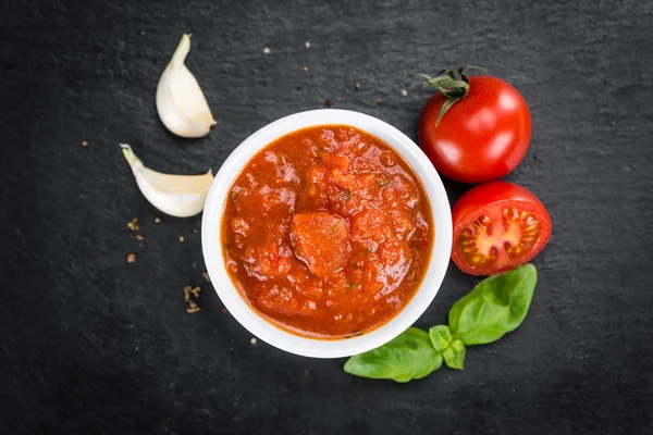 Salsa de tomate en bowl — Foto de Stock