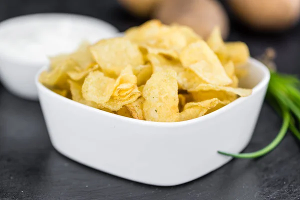 Batatas fritas servindo — Fotografia de Stock