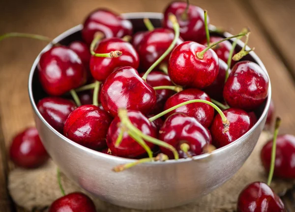 Portion frische Kirschen — Stockfoto