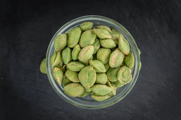 Jordnötter med Wasabi smak — Stockfoto