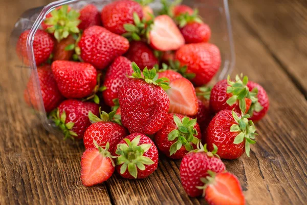 Porción de fresas frescas — Foto de Stock