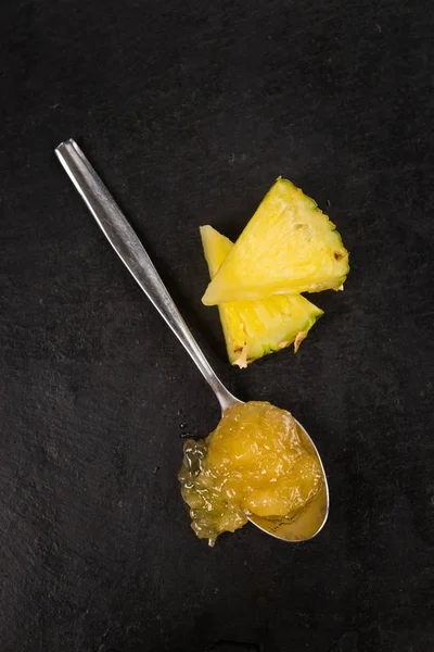 Hausgemachte Ananasmarmelade — Stockfoto