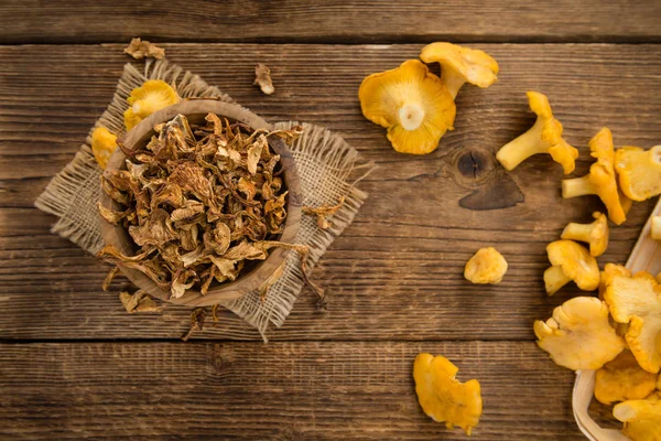 Chanterelles secos recién hechos — Foto de Stock