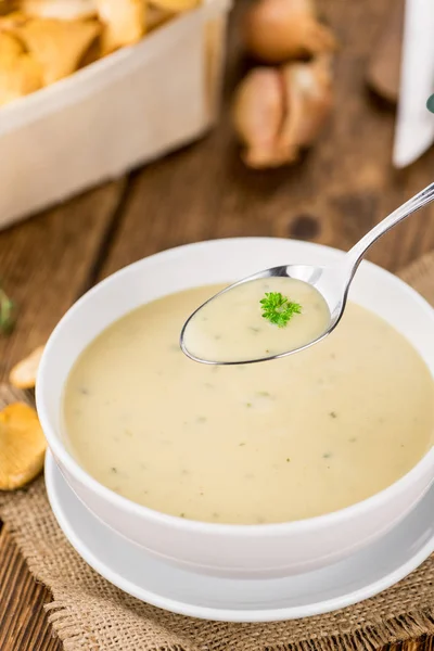 Creamy Chanterelle Soup — Stock Photo, Image