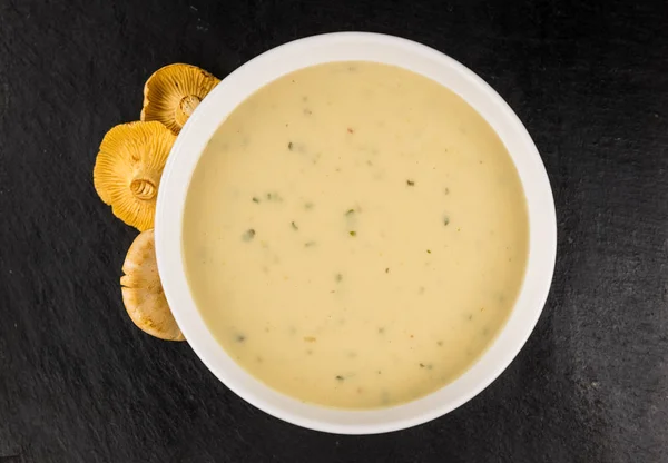 Some fresh Chanterelle Soup — Stock Photo, Image