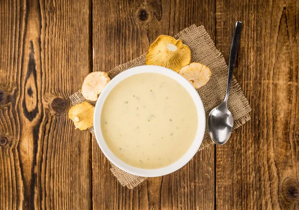 Soupe Chanterelle sur table — Photo