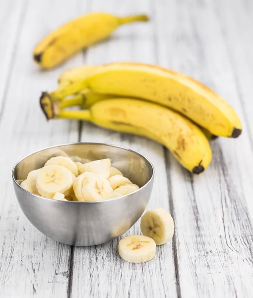 Porción de plátanos en rodajas, enfoque selectivo —  Fotos de Stock