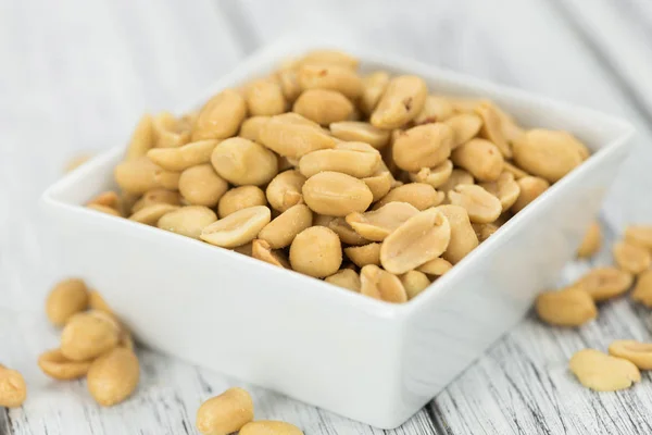 Amendoins salgados e torrados — Fotografia de Stock