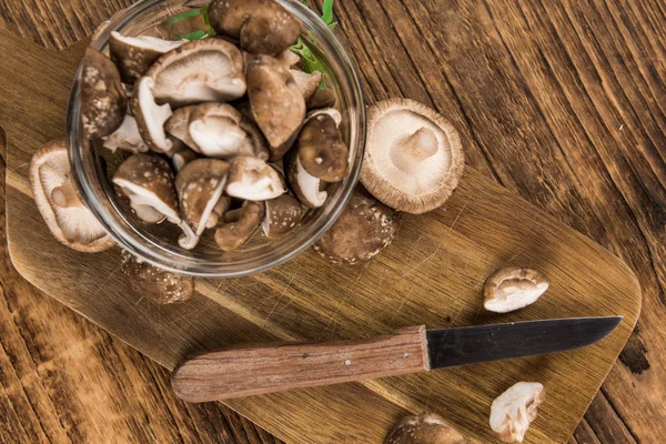 Shiitake mushrooms, selective focus — Stock Photo, Image