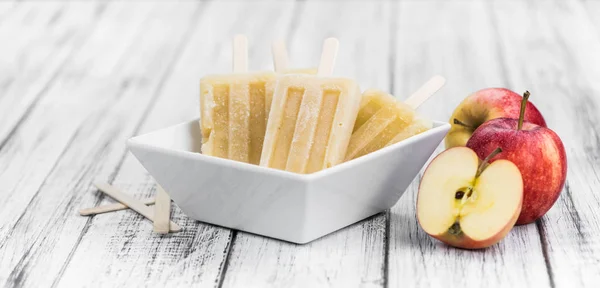 Hemmagjord Apple Popsicles — Stockfoto