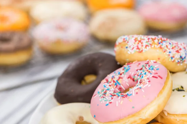 Donuts Recién Hechos Como Primeros Planos Detallados Enfoque Selectivo — Foto de Stock