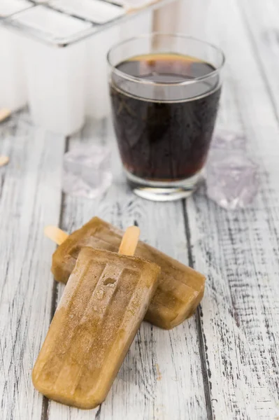 Some Homemade Cola Popsicles Close Shot Selective Focus Vintage Background — Stock Photo, Image