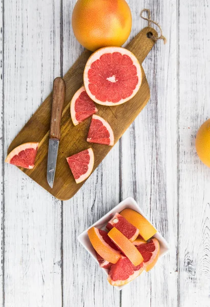 Gehackte Grapefruits Selektiver Fokus Auf Einem Vintage Hintergrund Als Detaillierte — Stockfoto