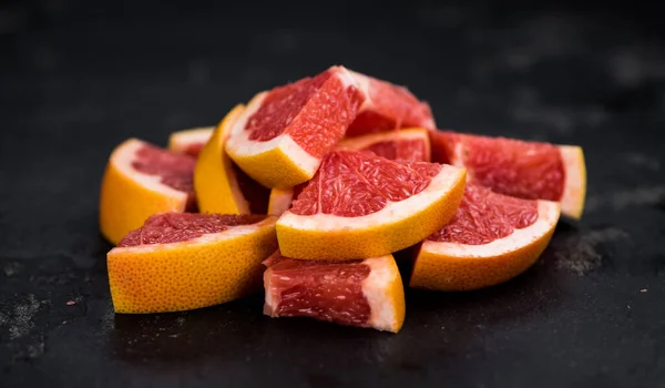 Grapefruit plakjes (selectieve focus) — Stockfoto