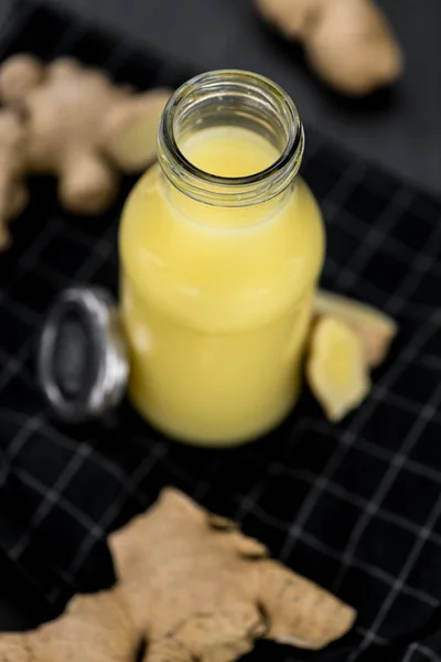 Fresh Made Ginger Drink Slate Slab Close Shot Selective Focus — ストック写真