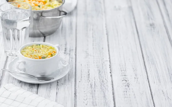 Portion Frisch Zubereitete Alphabet Suppe Selektiver Fokus Nahaufnahme — Stockfoto