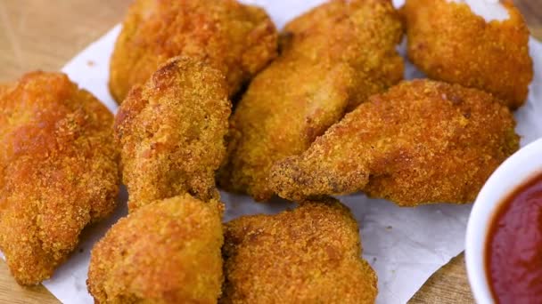Close Footage Delicious Chicken Nuggets — Stock Video