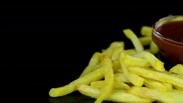 Pommes frites — Stockvideo