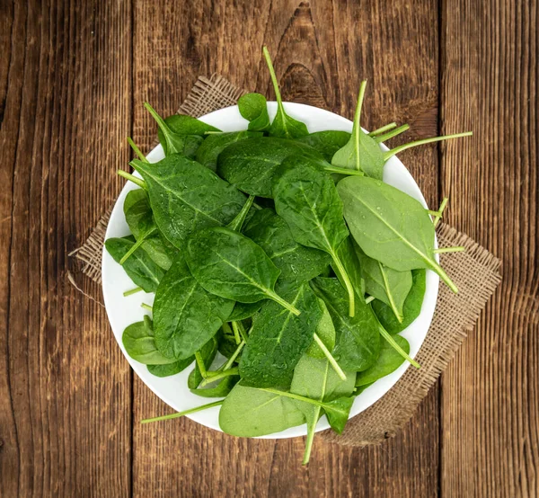 Vintage Looking Wooden Table Fresh Spinach Detailed Selective Focus Close — Stock Photo, Image