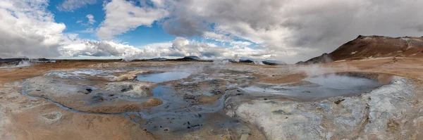 Γεωθερμική Περιοχή Hverir Στο Βόρειο Λιμάνι Της Ισλανδίας Κατά Διάρκεια — Φωτογραφία Αρχείου