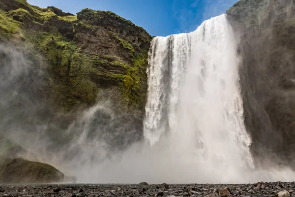 Wodospad Skogafoss Południowej Części Islandii Letni Dzień — Zdjęcie stockowe