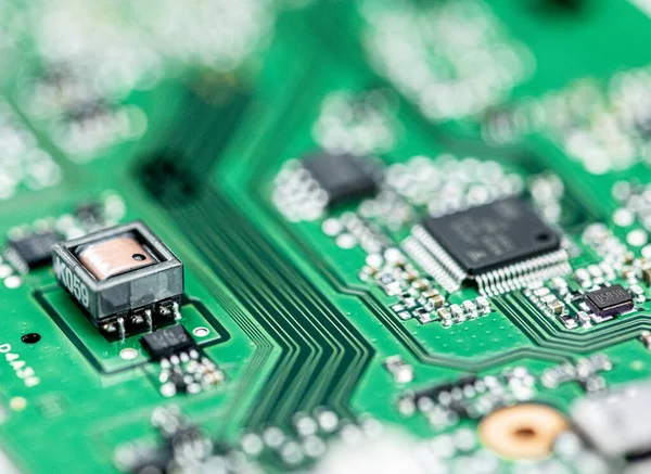 Grönt Kretskort Pcb Närbild Med Hel Del Elektroniska Komponenter — Stockfoto