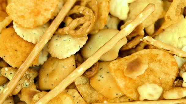 Portion Gemischter Snacks Detaillierte Nahaufnahmen Selektiver Fokus — Stockvideo