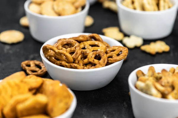 Portion Mixed Snacks Dark Background Detailed Close Shot Selective Focus — Stock Photo, Image