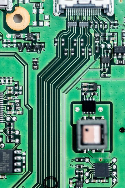 Pcb Verde Placa Circuito Impreso Primer Plano Con Una Gran — Foto de Stock