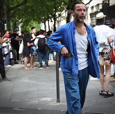 Sokakta Paris 