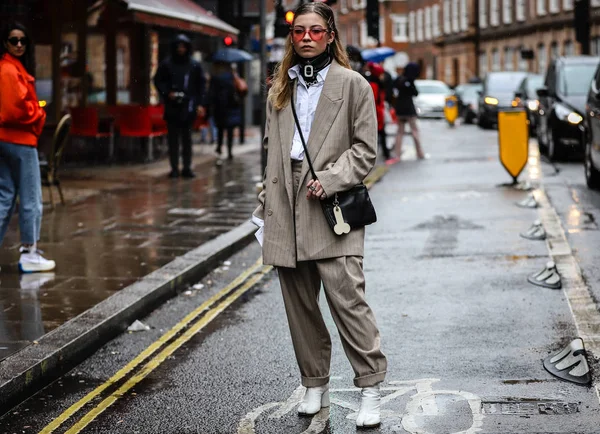 London fashion week streetsytle 18 febbraio 2019 — Stockfoto