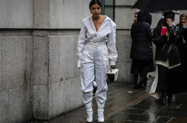 London Fashion Week Streetsytle 18 февраля 2019 — стоковое фото