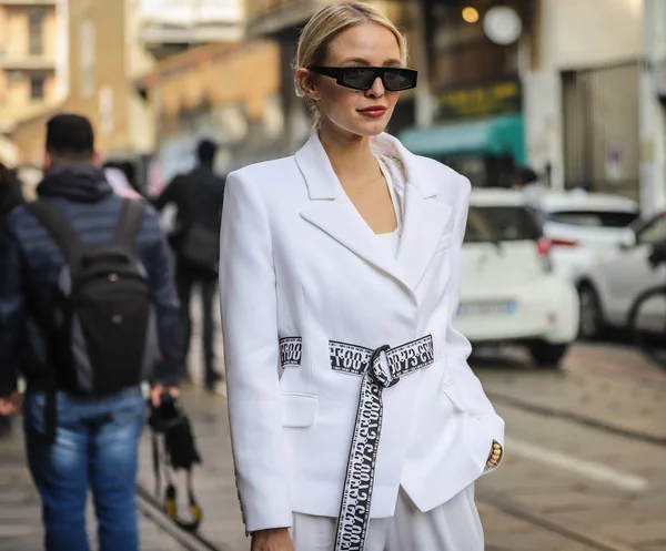 Milano Moda Haftası Sokak Stili 20 Şubat 2019 — Stok fotoğraf
