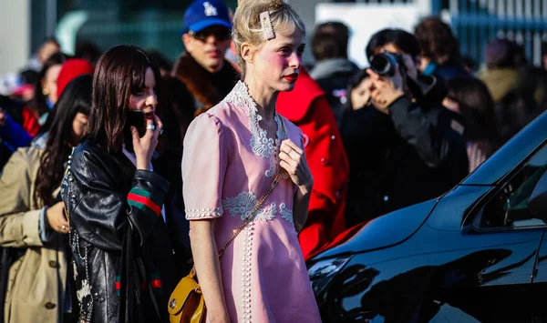 Milano Fashion Week Streetstyle 20 Febbraio 2019 — Stok Foto