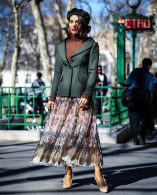 Sokak Tarzı, Sonbahar Kış 2019, Paris Moda Haftası, Fransa - 26 