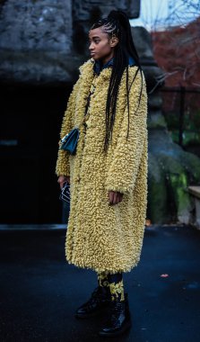 Sokak Tarzı, Sonbahar Kış 2019, Paris Moda Haftası, Fransa - 01 