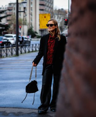 Sokak Tarzı, Sonbahar Kış 2019, Paris Moda Haftası, Fransa - 01 