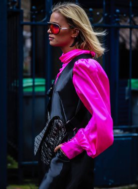 Sokak Tarzı, Sonbahar Kış 2019, Paris Moda Haftası, Fransa - 01 