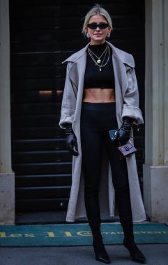 Sokak Tarzı, Sonbahar Kış 2019, Paris Moda Haftası, Fransa - 02 