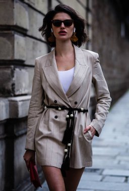 Sokak Tarzı, Sonbahar Kış 2019, Paris Moda Haftası, Fransa - 02 