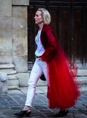 Sokak Tarzı, Sonbahar Kış 2019, Paris Moda Haftası, Fransa - 03 